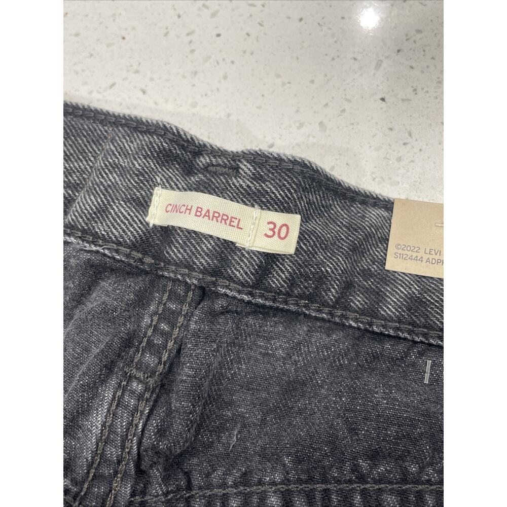 Levi's Women's Cinch Barrel Jeans 30x31 NWT Black "Past Lives" - Picture 10 of 12